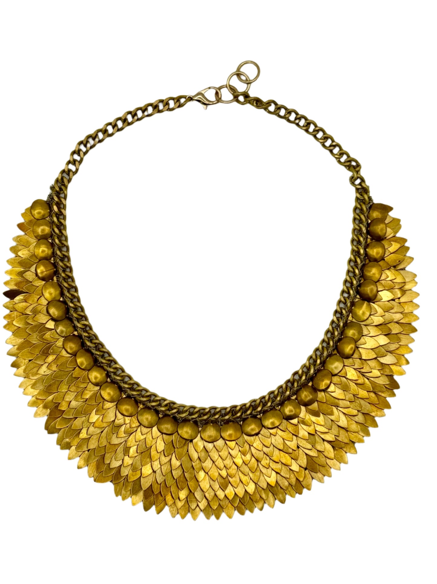 Threaded Elegance Necklace